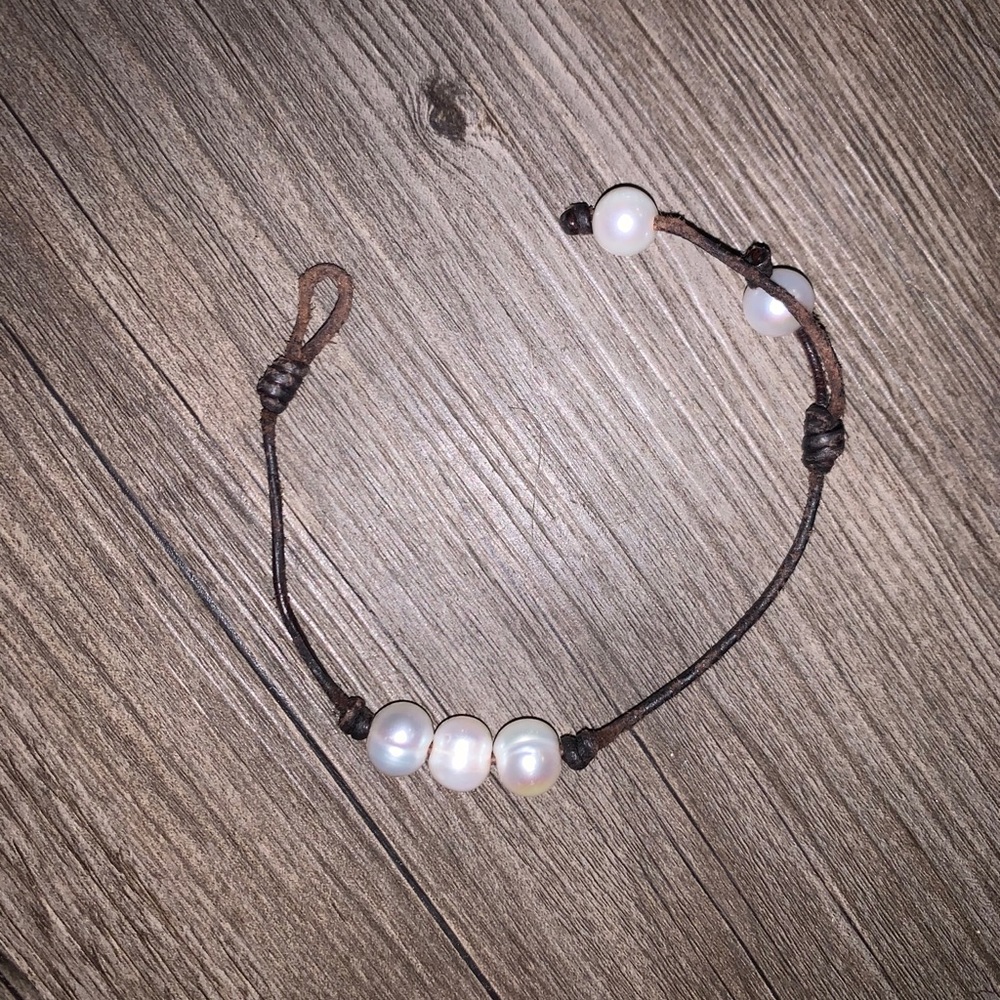 SEASIDE PEARLS BRACELET